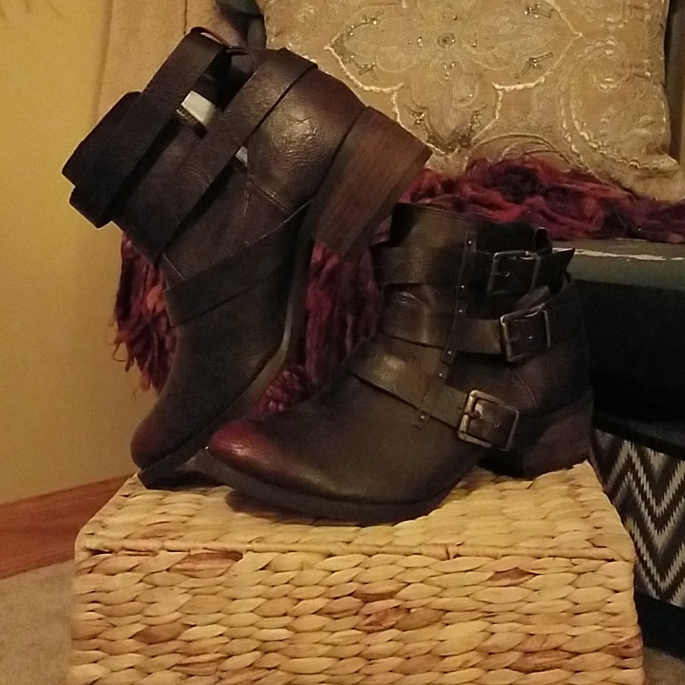 Not Rated Bootie (Never Worn)